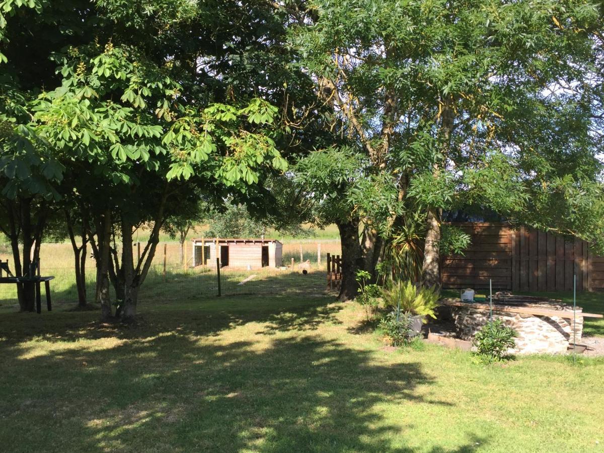 Au Mas Retz De Jade Bed & Breakfast Chauve ภายนอก รูปภาพ