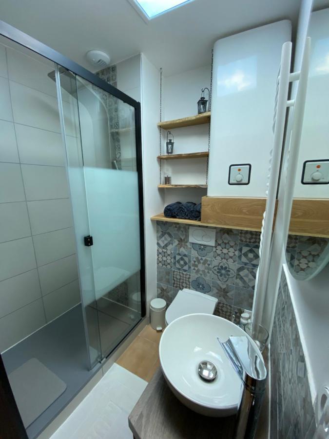 Au Mas Retz De Jade Bed & Breakfast Chauve ภายนอก รูปภาพ