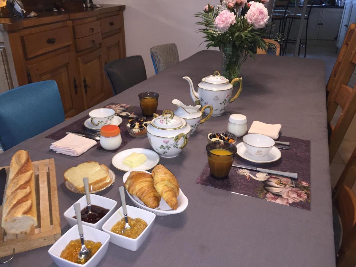 Au Mas Retz De Jade Bed & Breakfast Chauve ภายนอก รูปภาพ